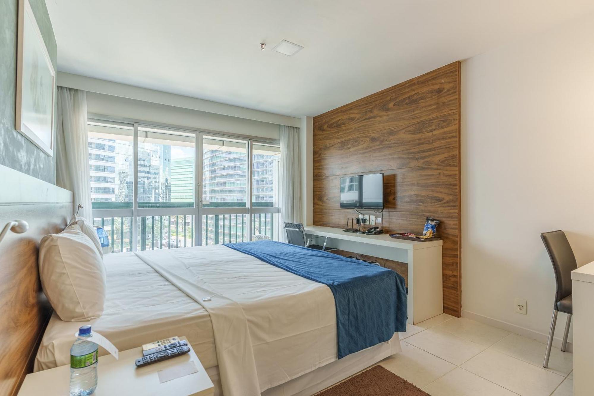 Hplus Vision Executive Brasilia Room photo